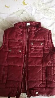 Dievčenské vestu na 3-4 roky