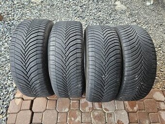 235/45 R18 Michelin Crossclimate 2