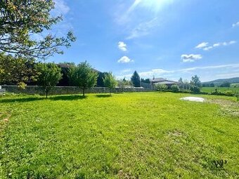 NA PREDAJ POZEMOK NA VÝSTAVBU RD, 1037m2, BREZOVÁ POD BRADLO
