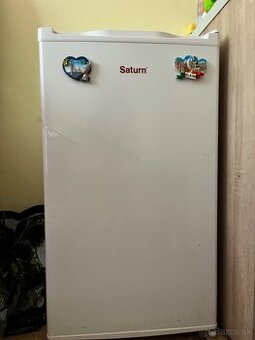 🧊 Predám chladničku Saturn ST-CF2722 – ako nová 🧊