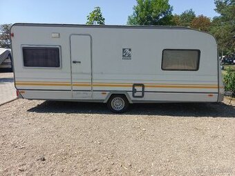 OBYTNÝ PRÍVES KNAUS SUDWIND 550
