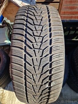 Predám zimné pneu Hankook 215/45r18