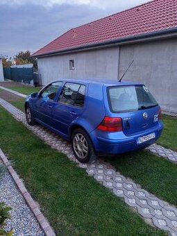 Predám Volkswagen golf 4