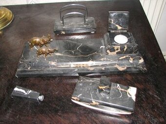 Šesť starožitnosti