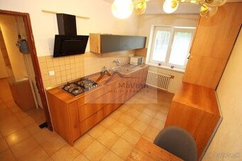 PRENÁJOM 1 izb BYT 50 m3 B.Björnsona Prievidza - 1