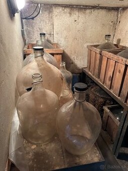 Demižóny na predaj