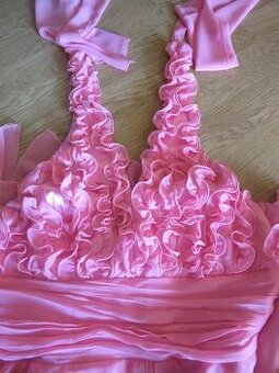 Romantické šatičky 38