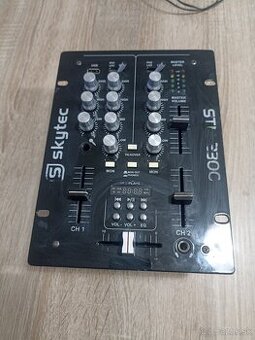 Skytec STM-2300 2 kanálový mix pult s USB/MP3