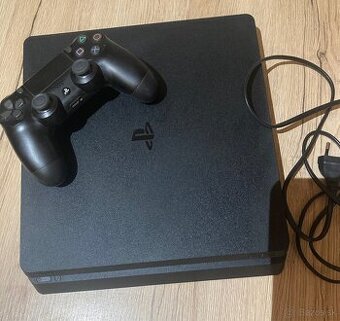 Sony PlayStation 4