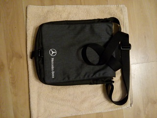 Taška cez plece Mercedes Benz