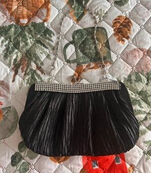 Spoločenská kabelka