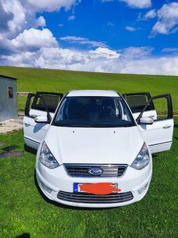 Ford galaxi