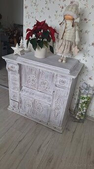 Stary sijaci stroj /komoda