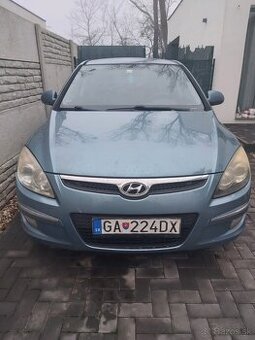 Predám Hyundai i30 2010