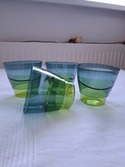 Elegancia zelená - pohárik - set 4 ks
