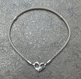 Novy pandora Moments naramek