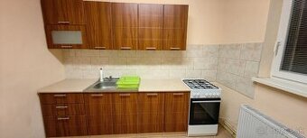 2 izbový byt v centre blízko nemocnice tiché miesto