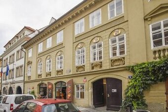 Ponúkame na predaj krásny byt v Prahe 1 na Malej Strane