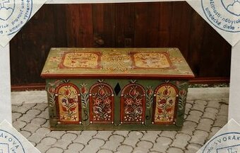 Starožitná ľudová maľovaná truhlica r.1864