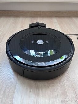 Predám IRobot Roomba e5