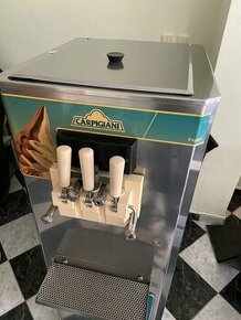 Carpigiani stroj na výrobu točenej zmrzliny - 1
