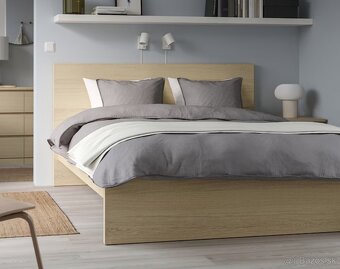 IKEA MALM Posteľ 140x200 + rošt + matrac