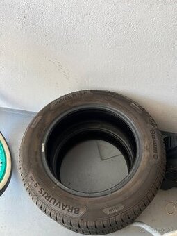 205/60 R16 Barum Bravuris 5HM