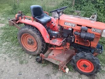 Malotraktor kubota b 4200 4x4