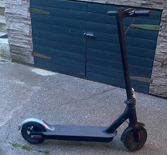 Elektricka kolobezka SENCOR ONE 2020