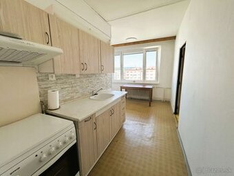 Zvolen, Západ – priestranný 2-izb. byt s balkónom, 64 m2