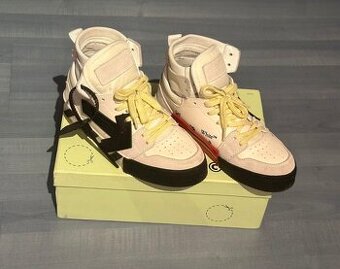 Predam off white tenisky