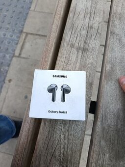 Slúchadlá Galaxy Buds3