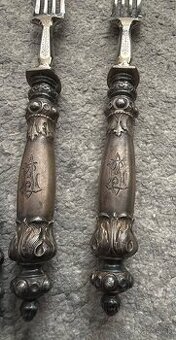 Starožitný príbor