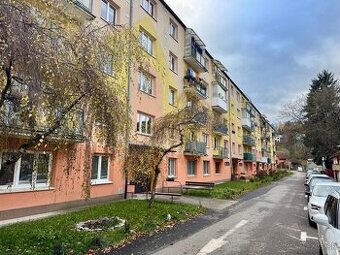 2 izb.byt v pôvodnom stave vhodný na rekonštrukciu