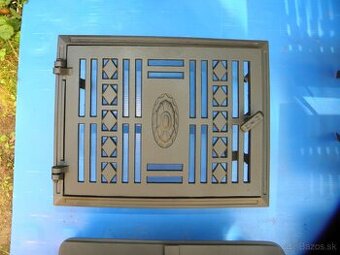 Historicke dvierka ozdobne, kachlova pec, sporak, krb