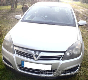 Opel Astra H 1,4 benz. 66kW ECOTEC - na diely