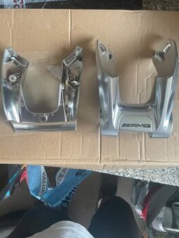 Mercedes kritka volantu