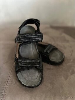Nové sandále veľ.41