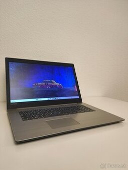 Lenovo 330-17IKB | i5-8250U • 8GB • 256GB