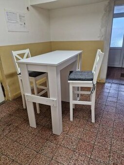 Barovy stol+stolicky