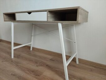 Písací, pracovný stôl