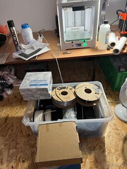 3d tlaciaren Ultimaker 3