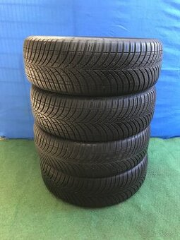 215/60 r17 celoročné GOOD YEAR 100H