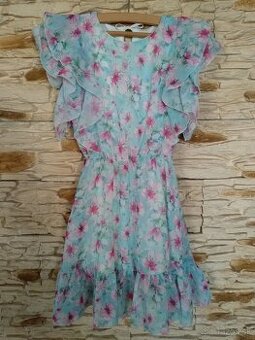 Dievčenské letné šaty veľkosť 134