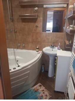 2izbovy byt v DS - 1