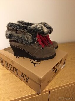 Dámske čižmy členkové veľkosť 40, značka RAPLAY, NOVÉ
