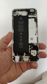 Apple iPhone 6 - zadný kryt s batériou a dielmi