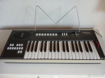 Elektronicke minivarhany Tesla Delicia HT-37 D
