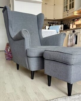 Kreslo + podnožka IKEA Strandmon