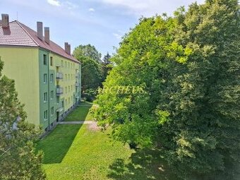 ZREKONŠTRUOVANÝ 3 - IZBOVÝ BYT S BALKÓNOM, 70M2, HUMENNÉ